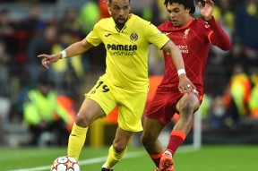 爱游戏体育平台-转会期德国杯焦点战，比利亚雷亚尔完成体检，质疑声仍在，轮换策略成焦点(比利亚雷亚尔为什么叫黄潜)