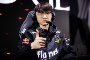 爱游戏体育下载-重返赛场首场状态出色，TL观众沸腾！，Faker重返赛场再创辉煌时刻(faker吧贴吧)